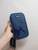 Imagen de MONEDERO PORTA PASAPORTE DISCOVERY 22 X13CM 2.25